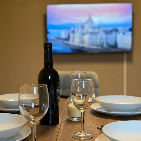 Апартаменты Atlas 8 Oberhausen, 3 Zimmer, Naehe Bahnhof, Westfield Centro