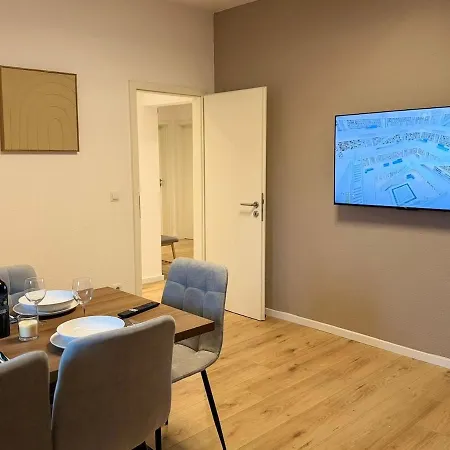 Апартаменты Atlas 8 Oberhausen, 3 Zimmer, Naehe Bahnhof, Westfield Centro Оберхаузен