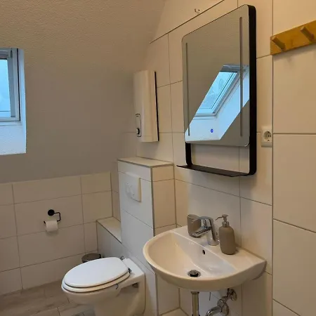 Апартаменты Atlas 8 Oberhausen, 3 Zimmer, Naehe Bahnhof, Westfield Centro Оберхаузен