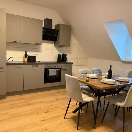 Atlas 8 Oberhausen, 3 Zimmer, Naehe Bahnhof, Westfield Centro * Оберхаузен